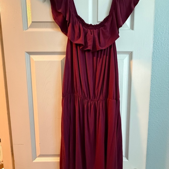 Red Ruffled Ruched Maxi Sundress - Picture 10 of 16